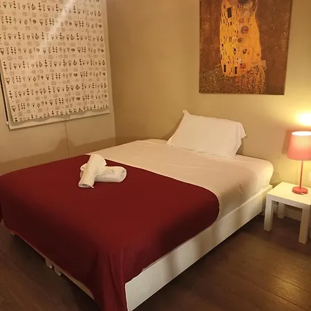 Open Bed & Breakfast